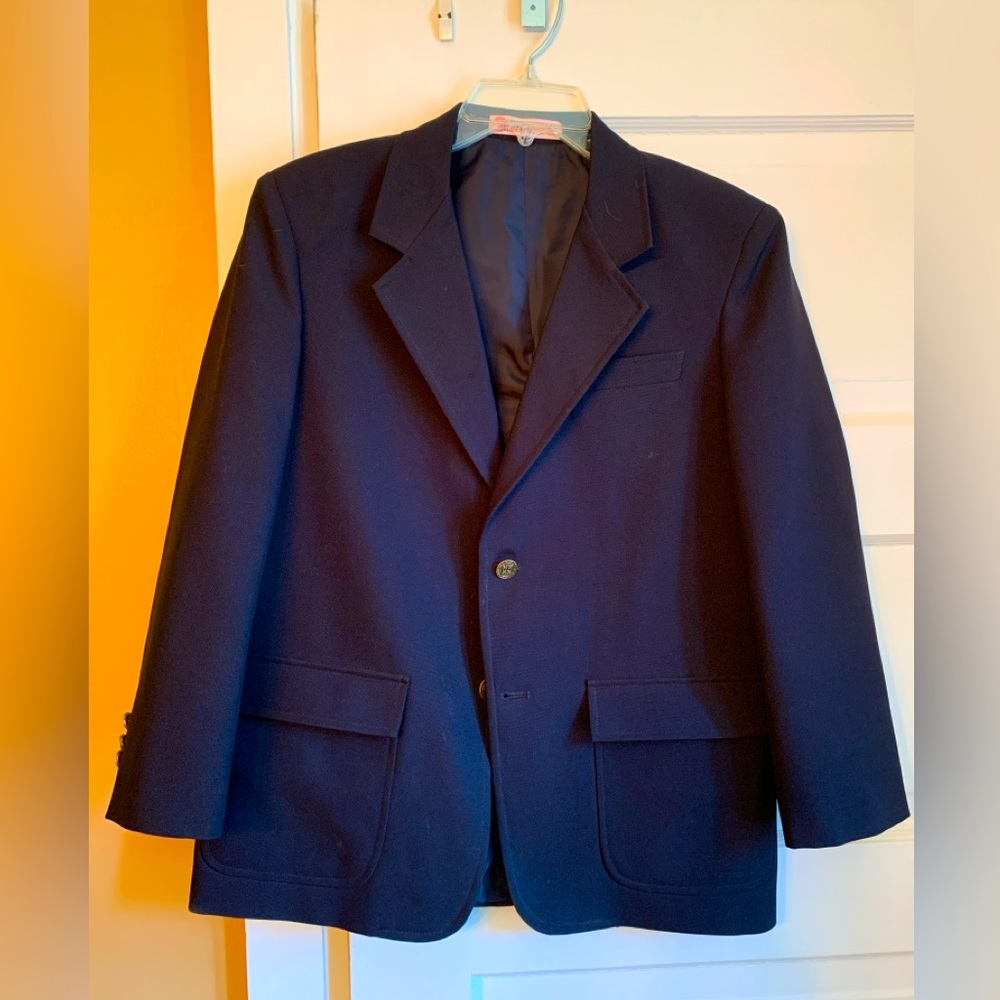 EUC MILLS UNIFORM NAVY BLUE BLAZER, size 16